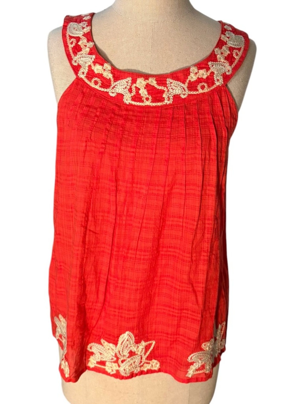 Jaloux Sleeveless Top with Embroidered Detail Size M